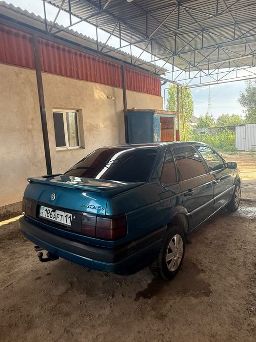 Пассат сатылады.