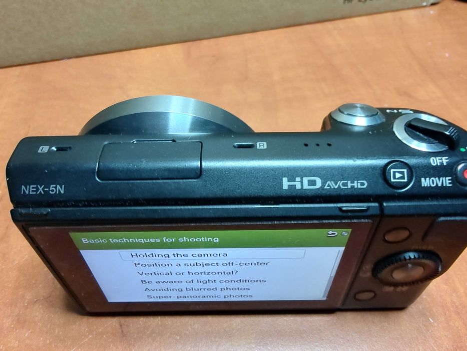 Aparat foto Sony NEX-5N 16.1MP acumulator si incarcator BODY
