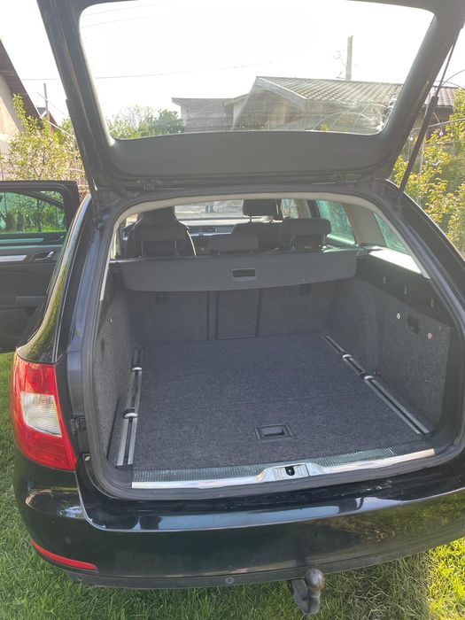 Vând Skoda Superb 2012