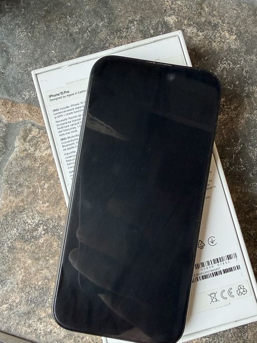 Vand telefon Iphone 15 PRO