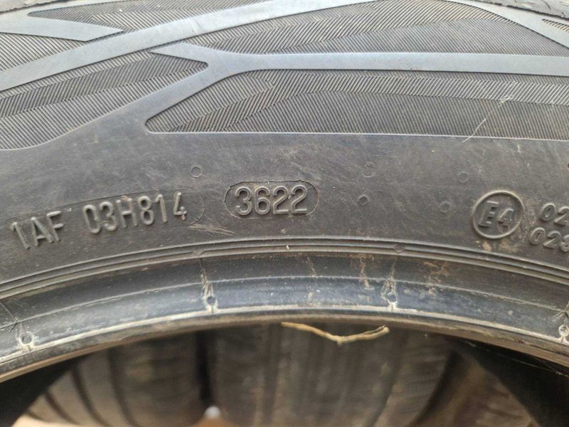 4 Continental R20 275/45
летни гуми 
DOT3622