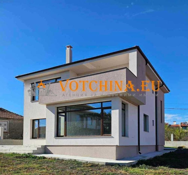 Продава се Къща в с. Лъка, Област Бургас - 240 кв.м за 712 €/кв.м - Снимка #1