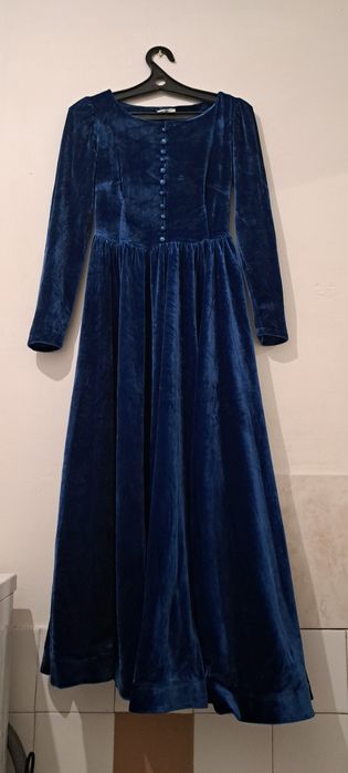 П р о д а а м п л а т ь е