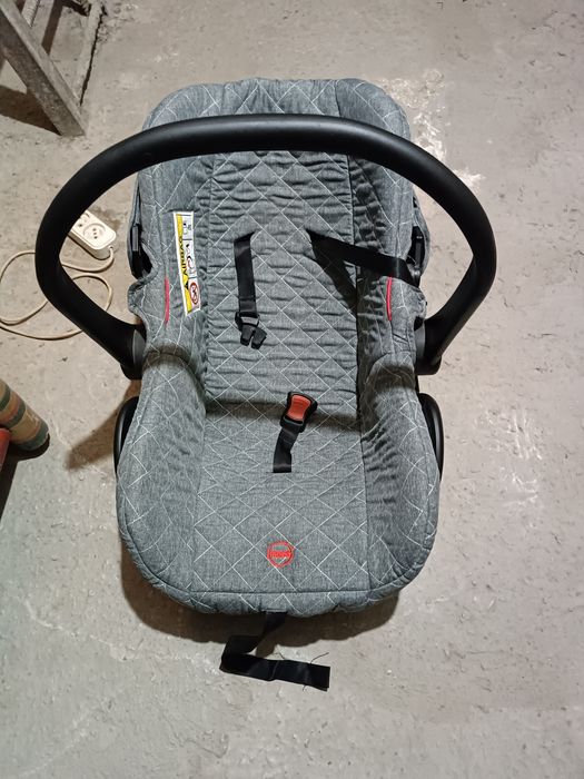 Продается детское автокресло