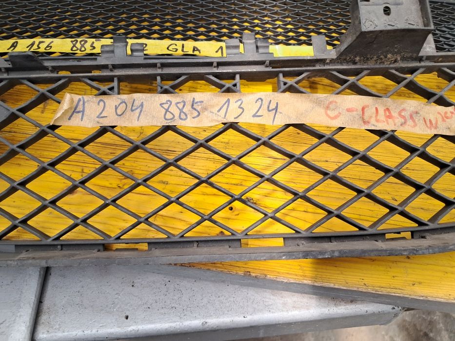 Грил решетка броня Mercedes A204 /205 /A156 GLA