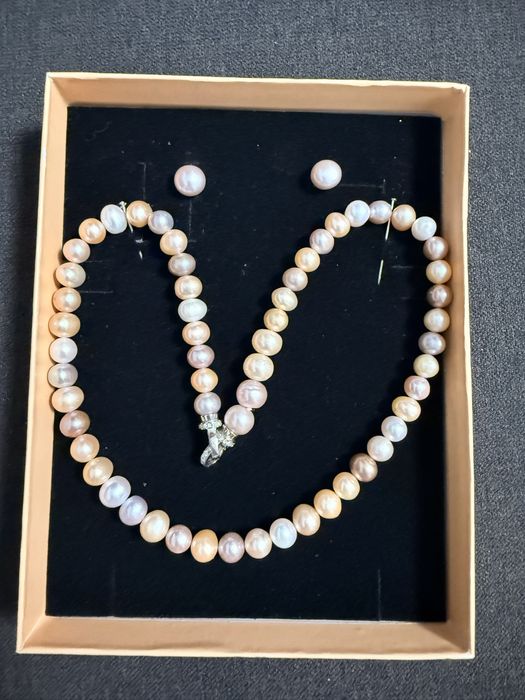 Set de colier si cercei din argint cu perla