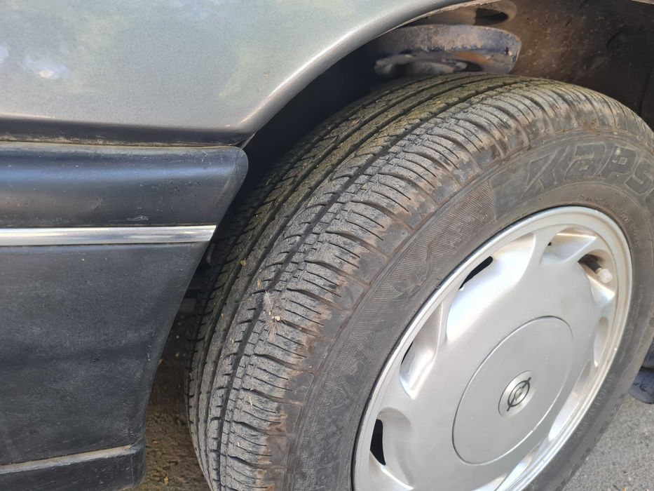 Опель Омега А 2.0 . Аренда с выкупом .