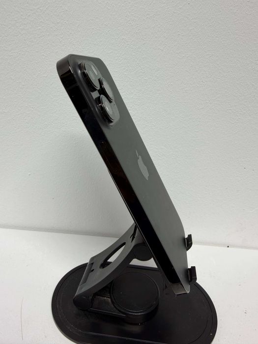 Vând iPhone 14 pro max.