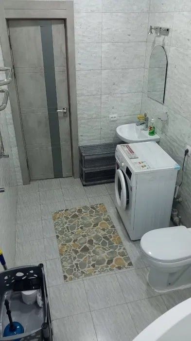 Chilonzor metro yaqinida 2xonali kvartira ijaraga beriladi