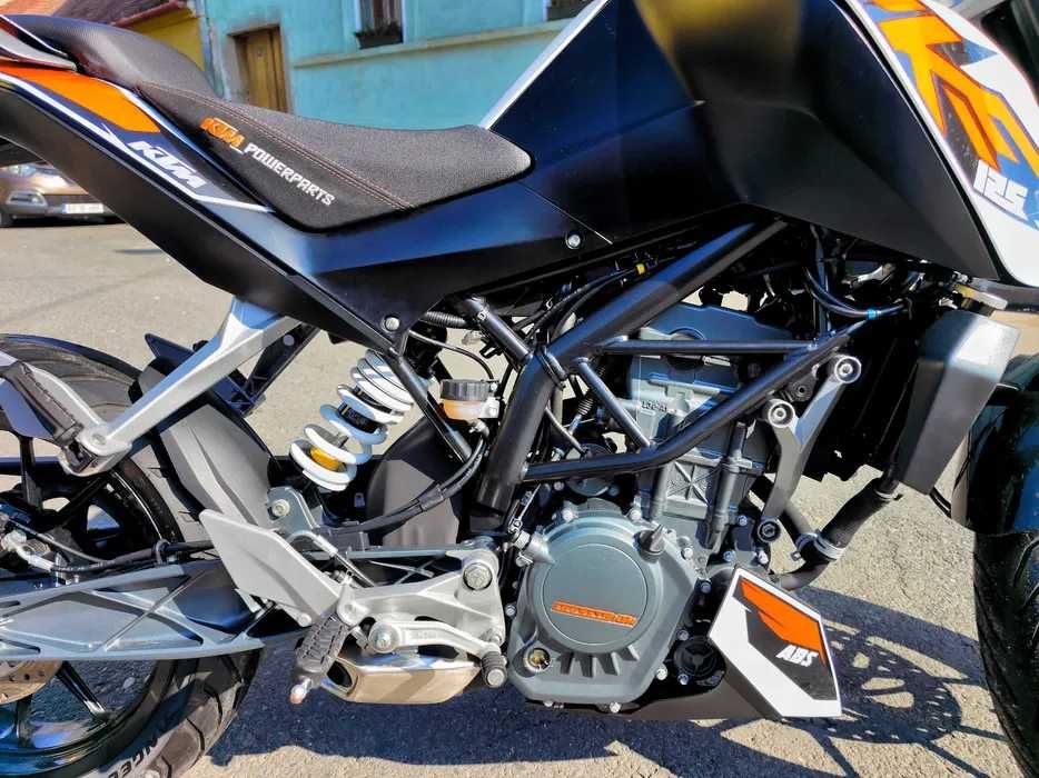 ACTE ROMANIA KTM Duke 125 2015 A1 ABS stare impecabila ITP nou