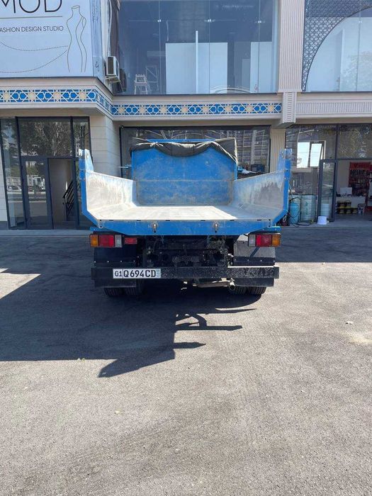 Isuzu Xizmati Bor