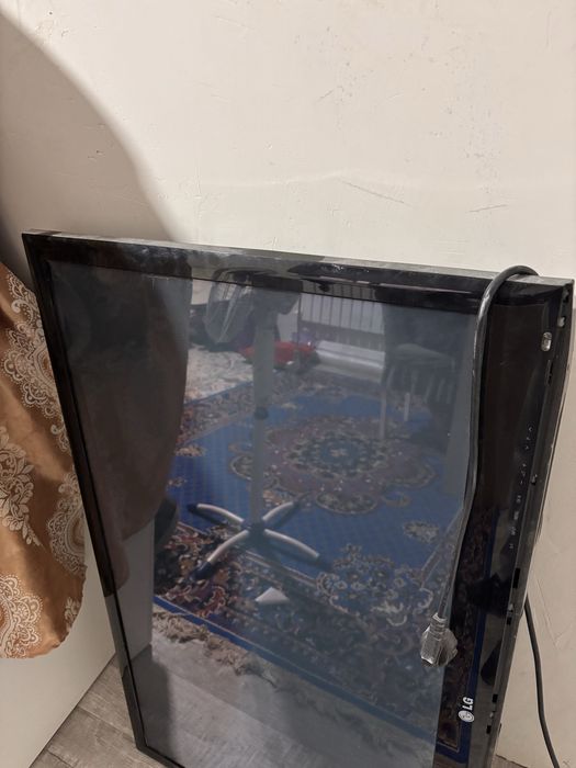 Продам телевизор