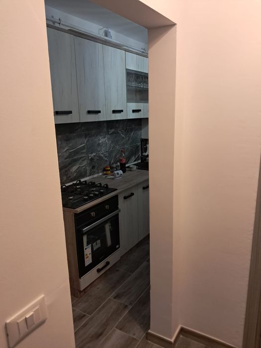 Garsoniera de inchiriat