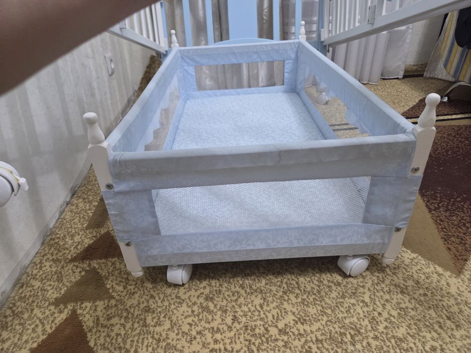 Продам детскую кроватку.