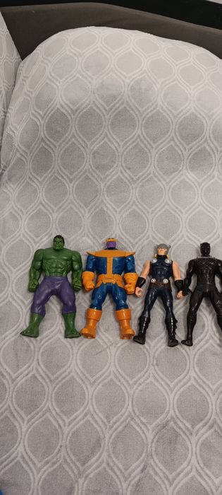 Figurine Marvel.