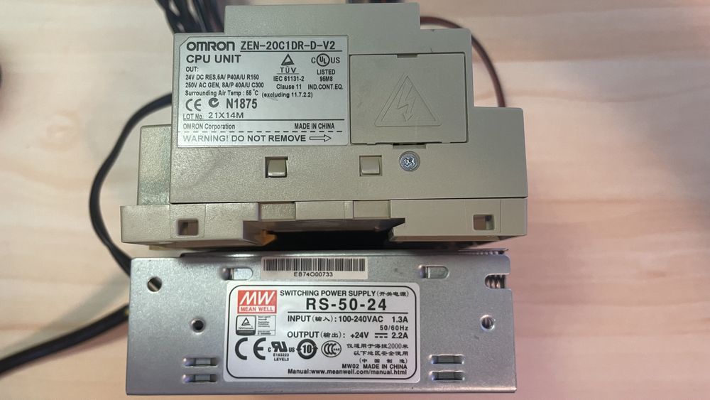 Vand PLC, automat programabil Omron Zen 20C1DR-D-V2, 12-24 V dc