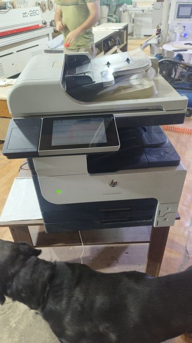 HP Laserjet Enterprise MFP M725