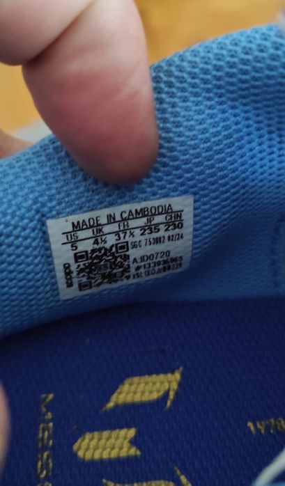 Ghete de fotbal pt copii Adidas Messi nr 37,5