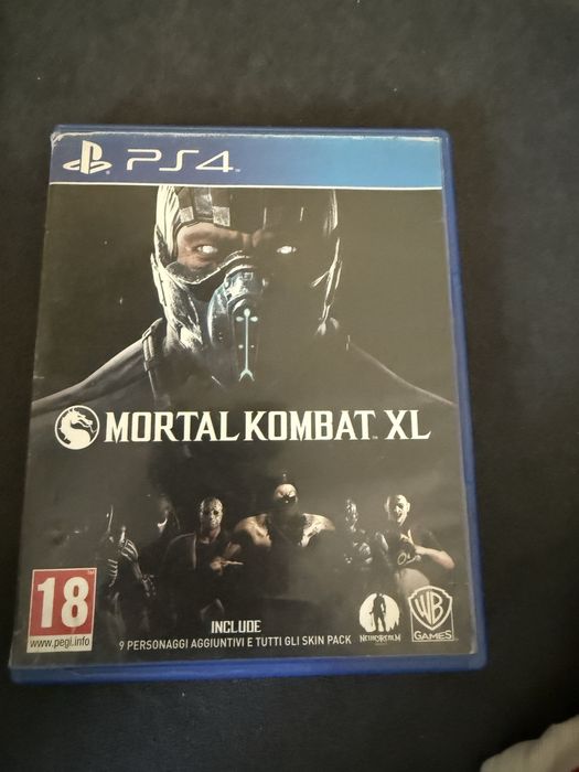 Продам PS4 2 джостика игры