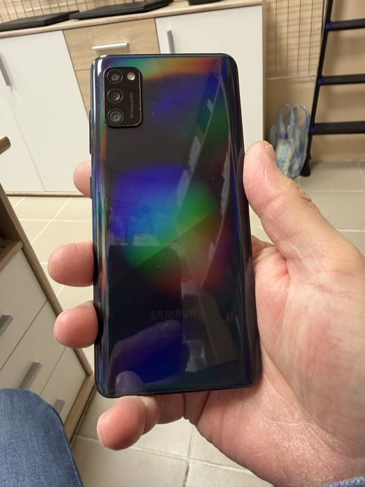 Samsung Galaxy A41 4/64gb- отличен