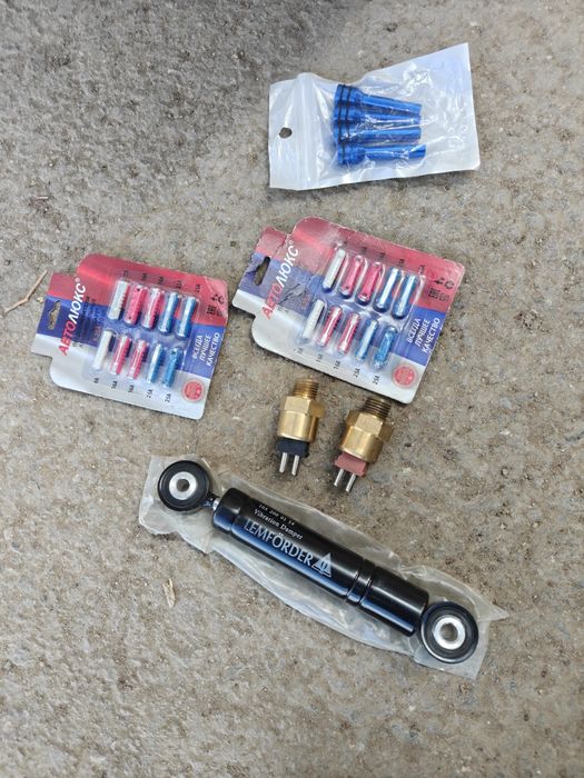 Запчасти на Мерседес 190 дизель