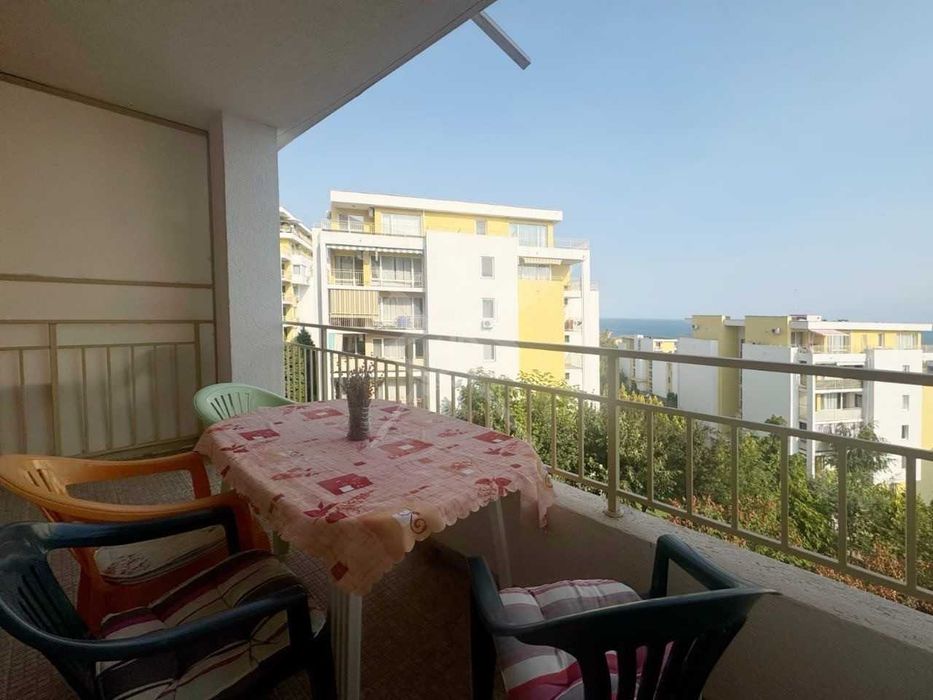 Продава се Двустаен апартамент в к.к. Слънчев бряг - 65 кв.м за 1062 €/кв.м - Снимка #8