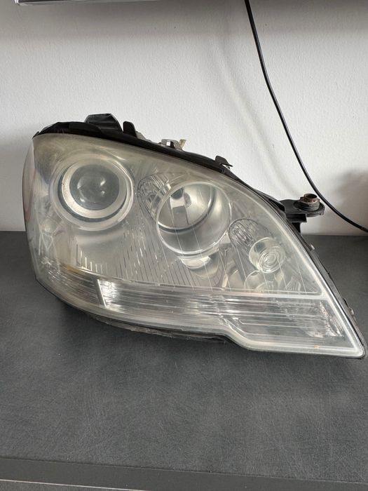 Фарове за Мерцедес Мл