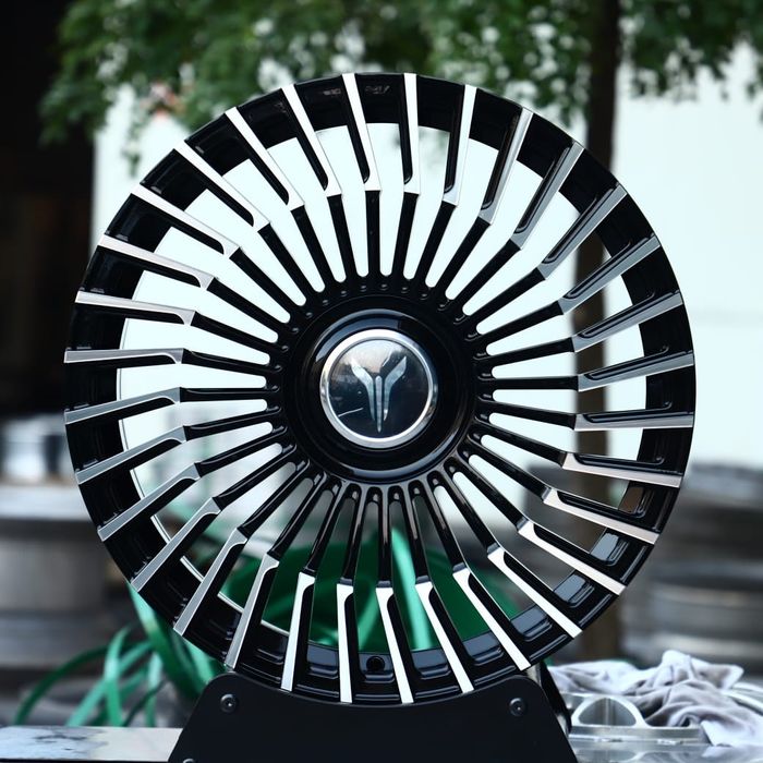 Voyah Free кованные диски R20