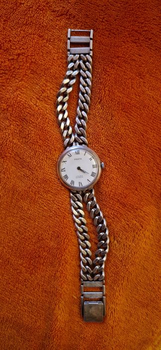 Сребърен часовник