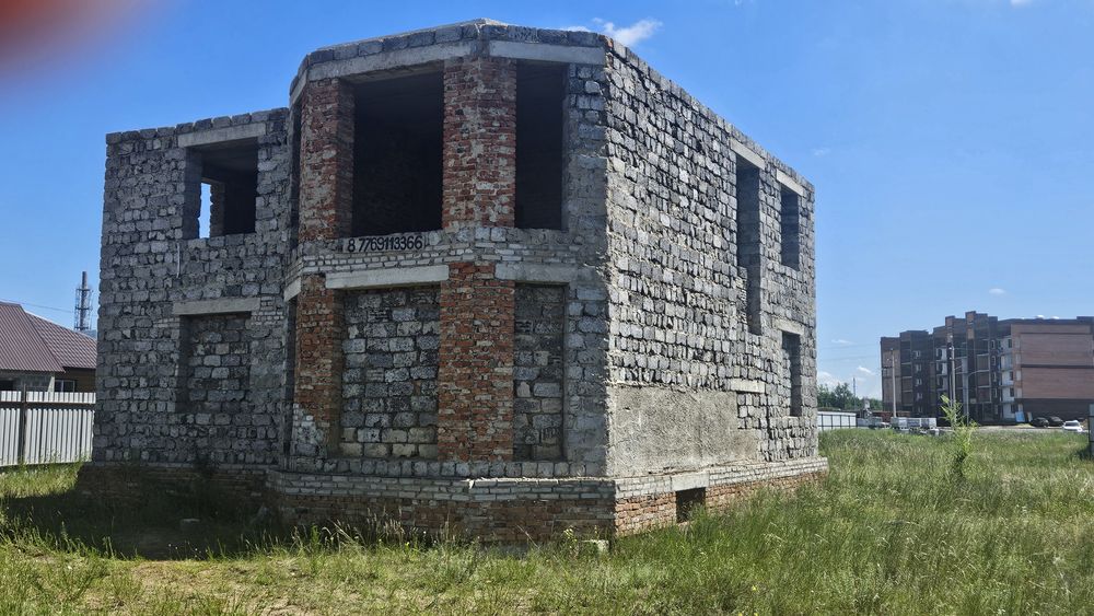 Продам недостойнный коттедж