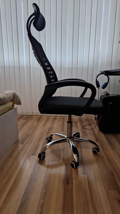 Офис (геймърски) стол