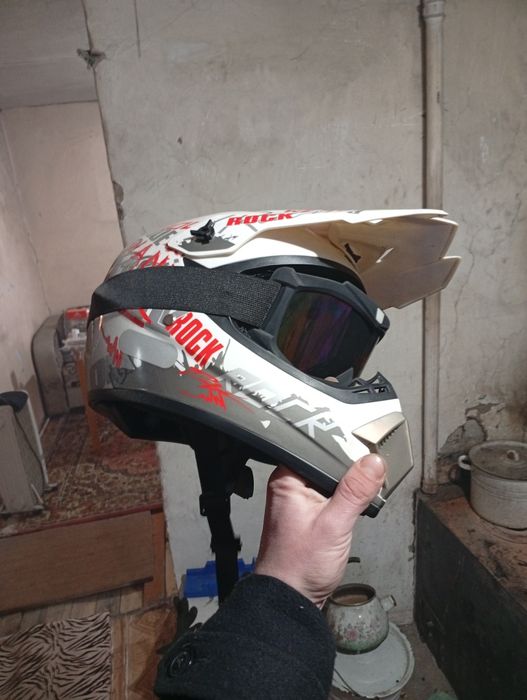 Мотоциклетный шлем