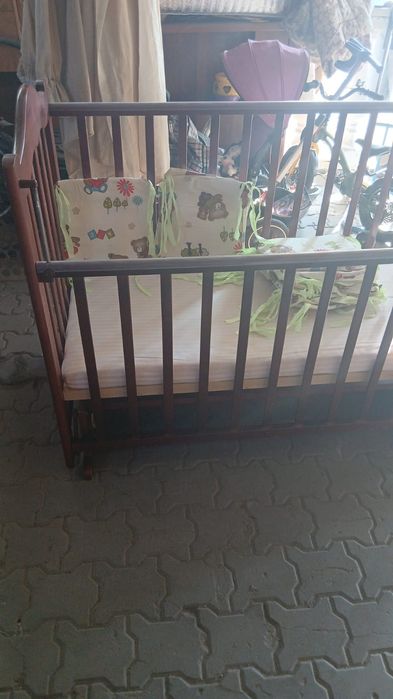 Продам манеж и стульчик