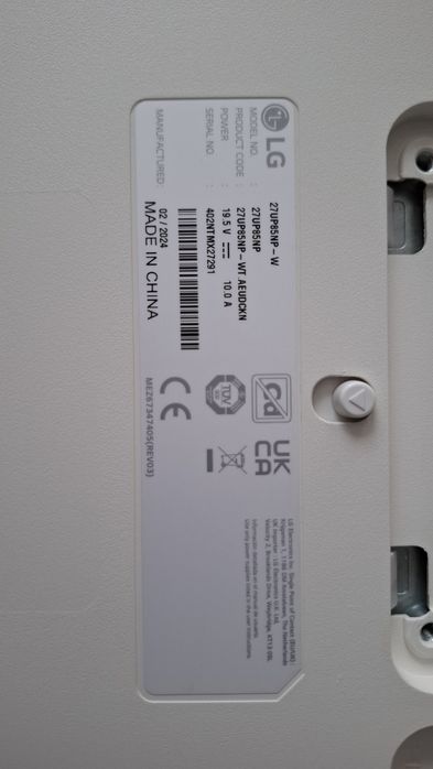 Монитор 4K 27" LG 27UP85NP