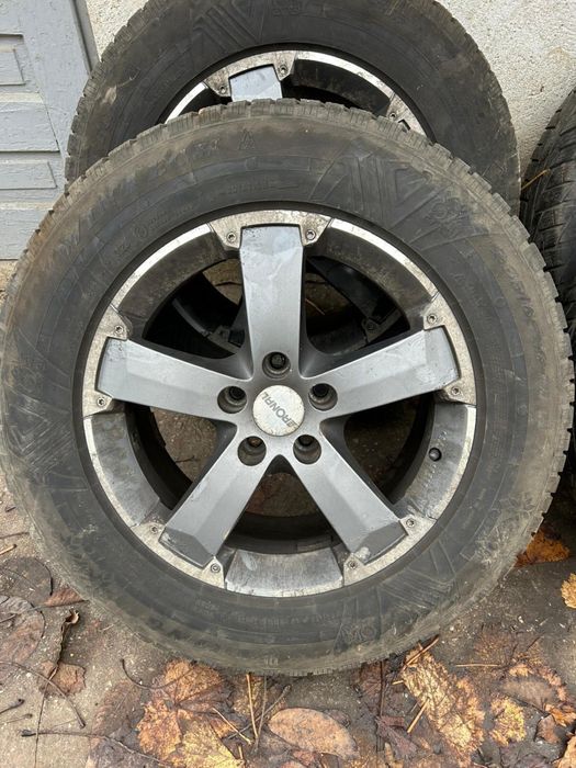 Cauciucuri iarna Viking cu jante