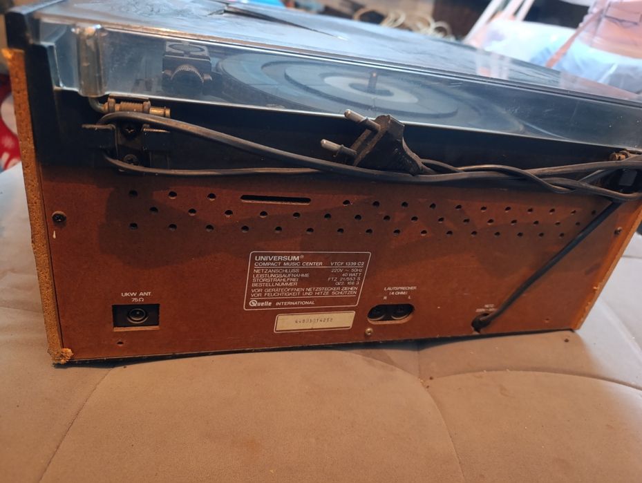 Класическа Стерео Уредба Universum