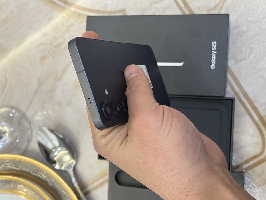 Samsung Galaxy S25 256
