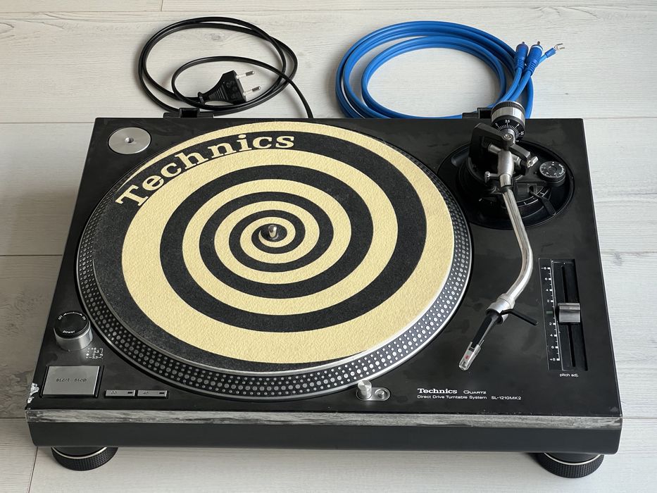Pick-up Technics SL 1210 MK2
