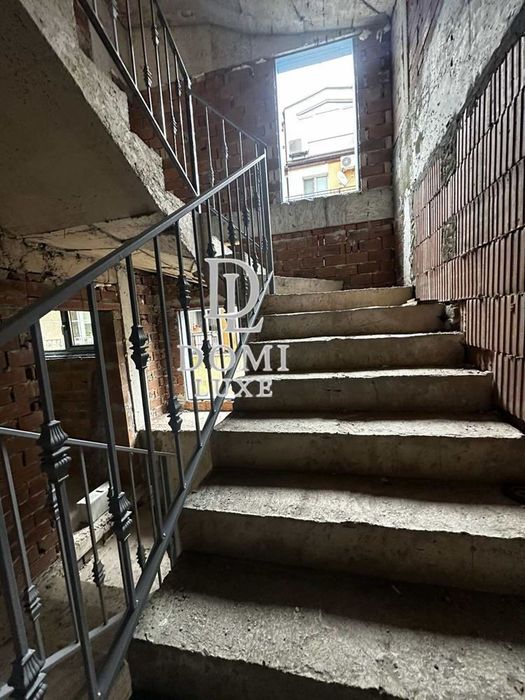 Продава се Тристаен апартамент в Варна, Колхозен пазар - 109 кв.м за 843 €/кв.м - Снимка #8