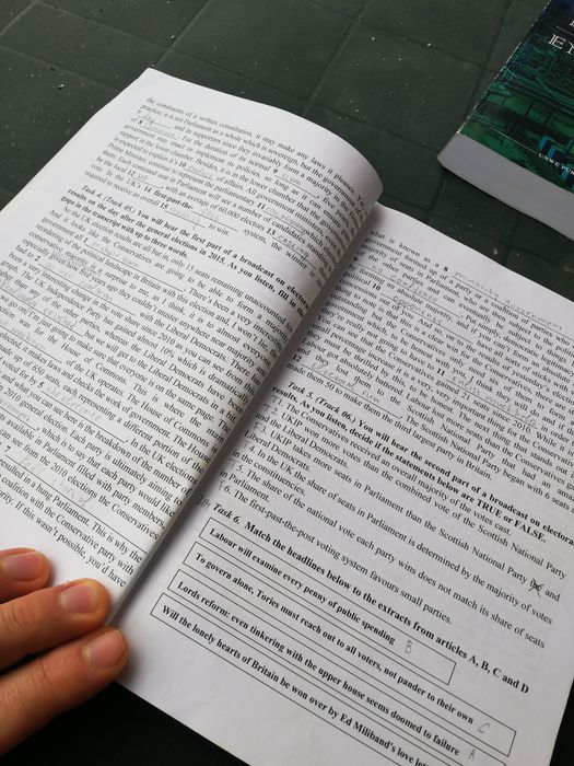 English for economics and business/unwe