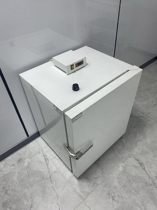 Сушильный шкаф.