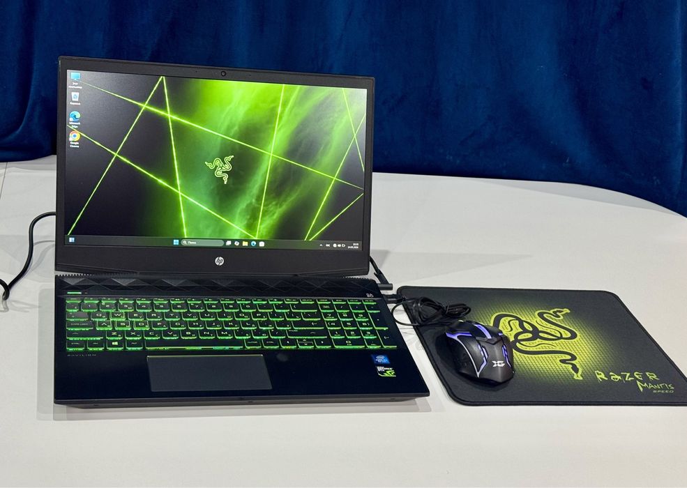 Мощный Игровой HP / Core i5 / SSD+HDD/ Ноутбук в Идеале