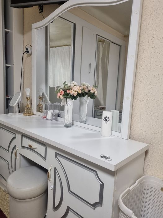 Тримо мебель спальни