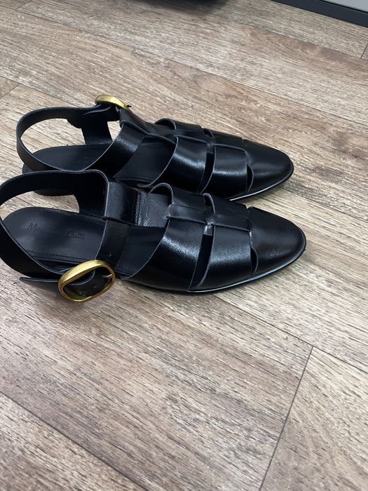 Продам сандали Massimo Dutti