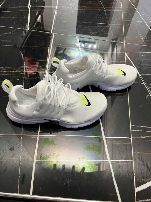 Дамски маратонки Nike