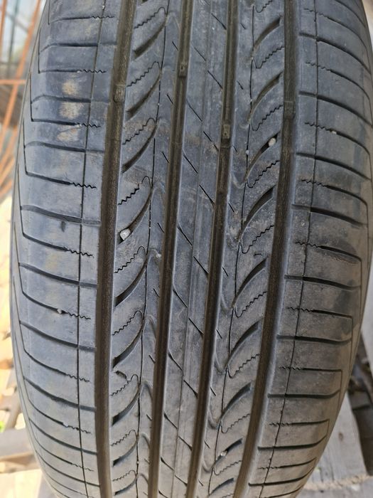 Продам шины 235/60/18 нексен
