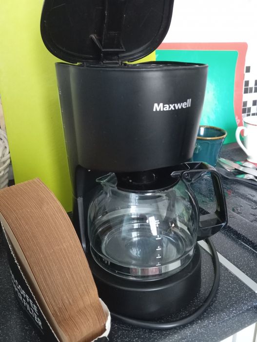 Капельная кофеварка Maxwell