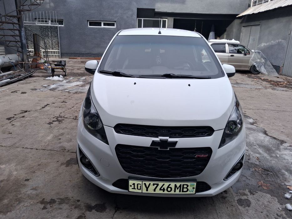 Spark sotiladi srochna