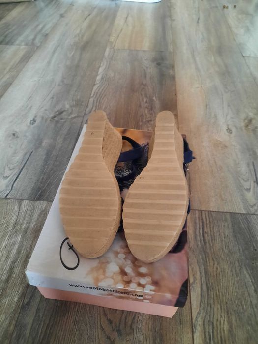 Летни дамски сандали