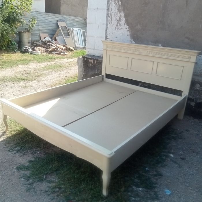 Кровать продам продам